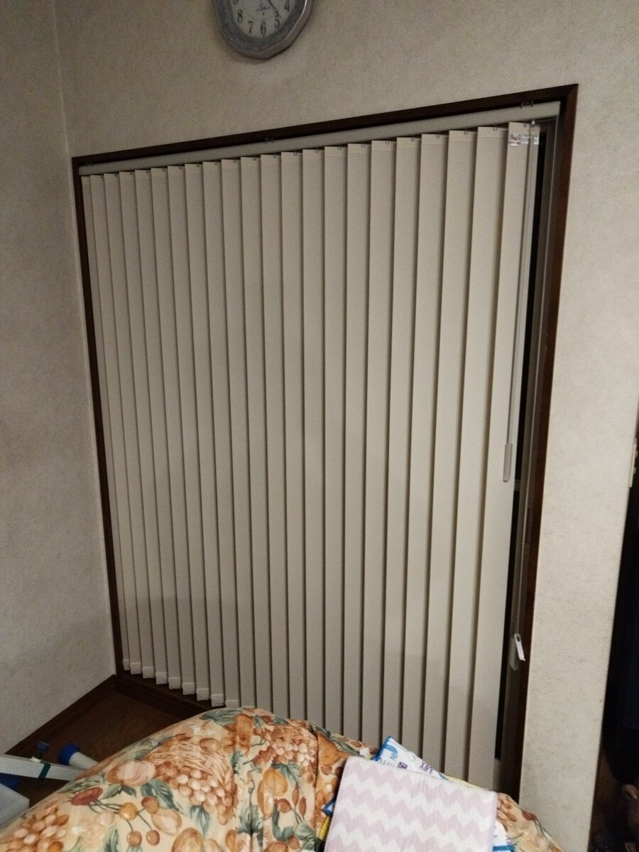 バーチカルブラインド-カジュアルウォッシャブル- アイボリー JC-6027