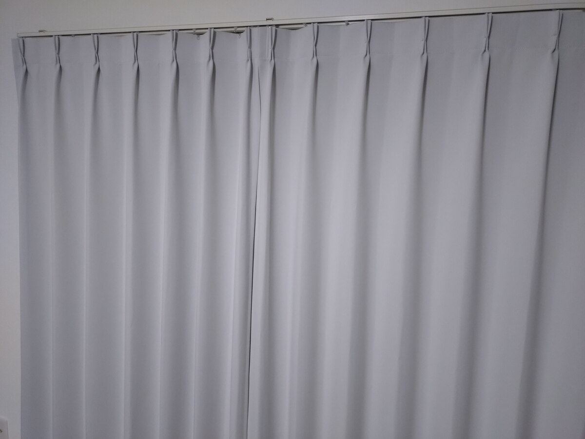 ツル カーテン J-67201R ホワイト