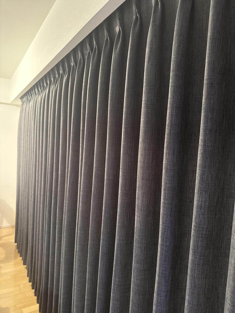 レヴィ カーテン J-98065 グレー