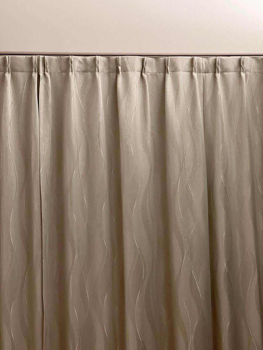 サンドウェーブ カーテン J-12266 ベージュ