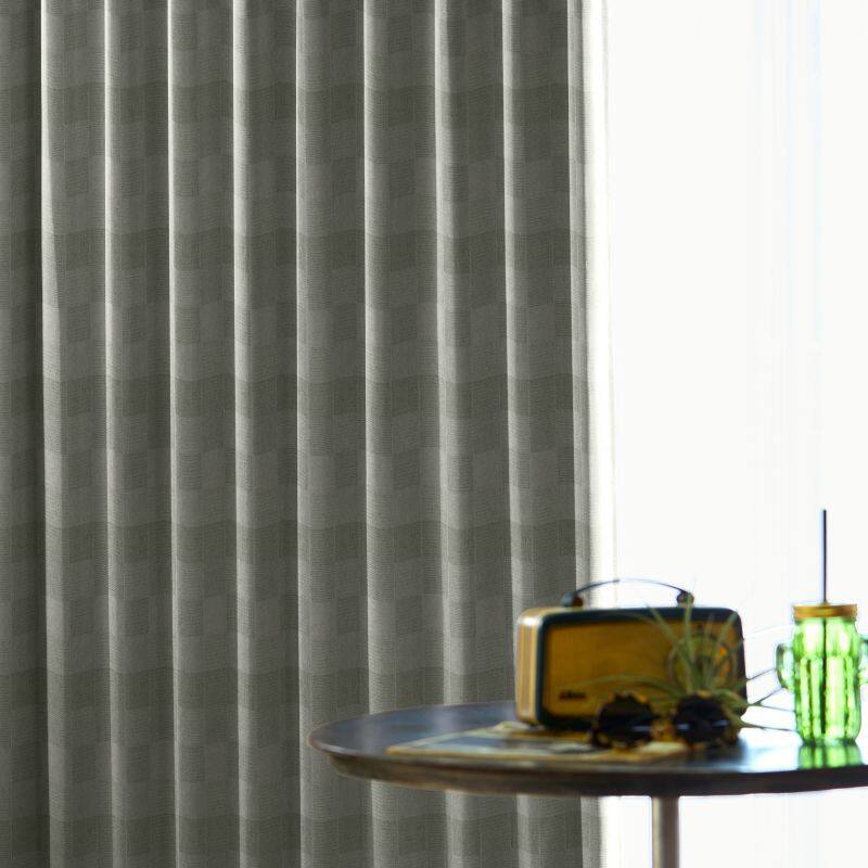 J-19065_drape_1_zoom.jpg