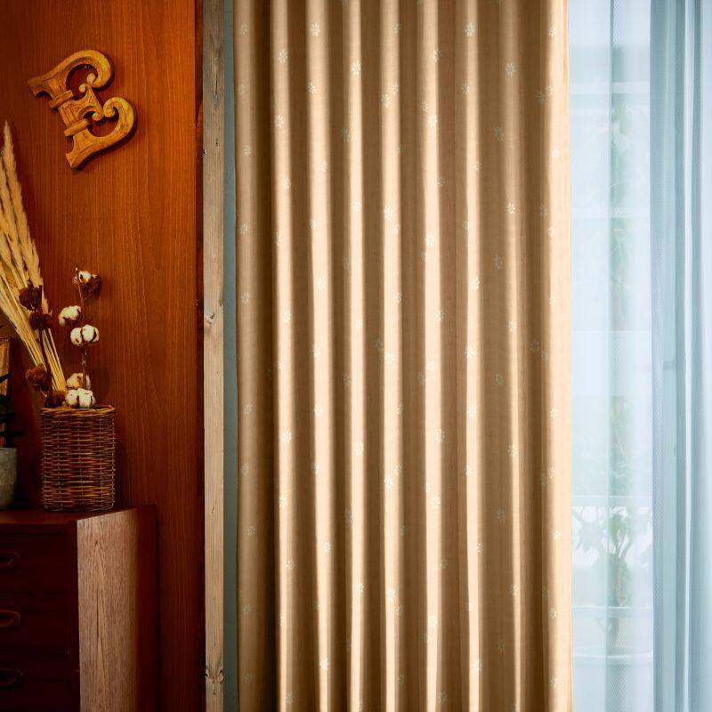 J-87026_drape_3_zoom.jpg