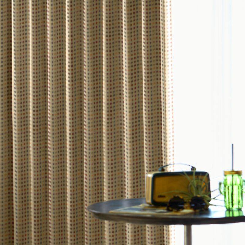 J-92358_drape_1_zoom.jpg