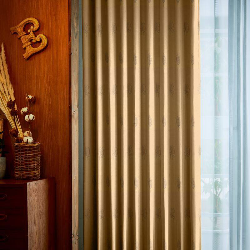 J-97042_drape_3_zoom.jpg