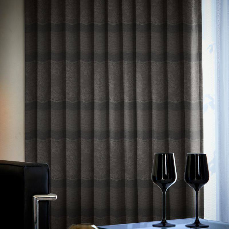 J-97252_drape_5_zoom.jpg