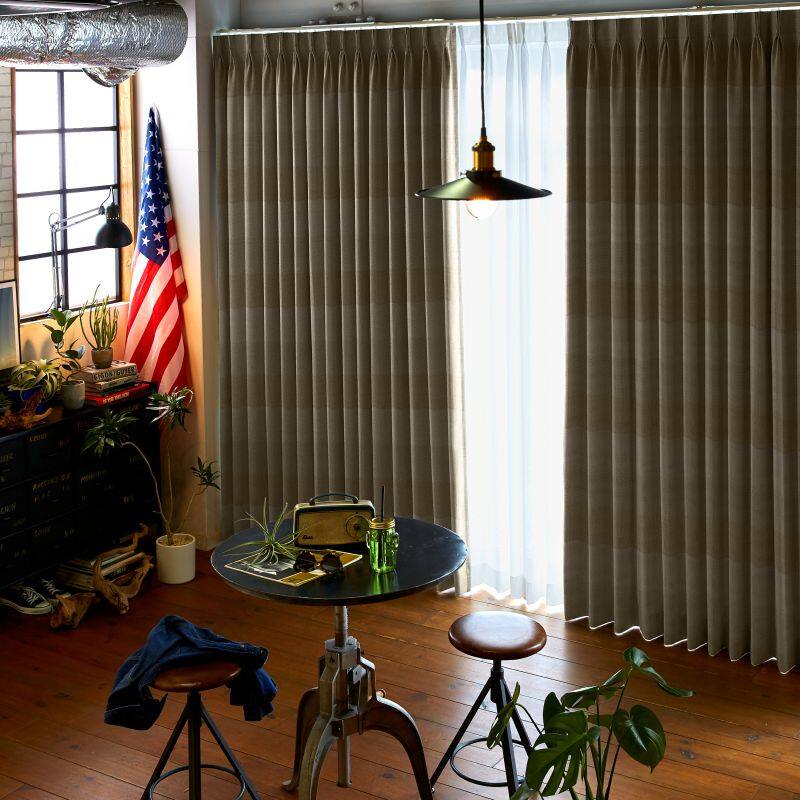 J-97282_drape_1_pull.jpg