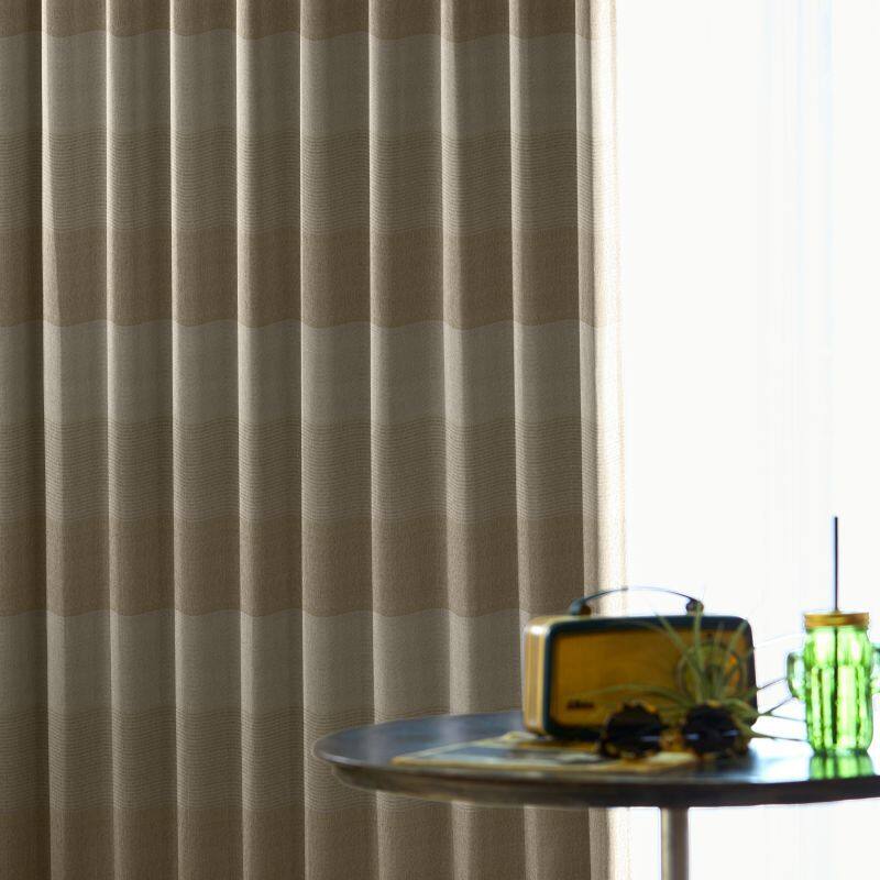 J-97282_drape_1_zoom.jpg
