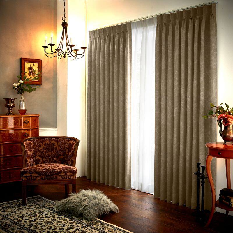 JR-9117_drape_2_pull.jpg