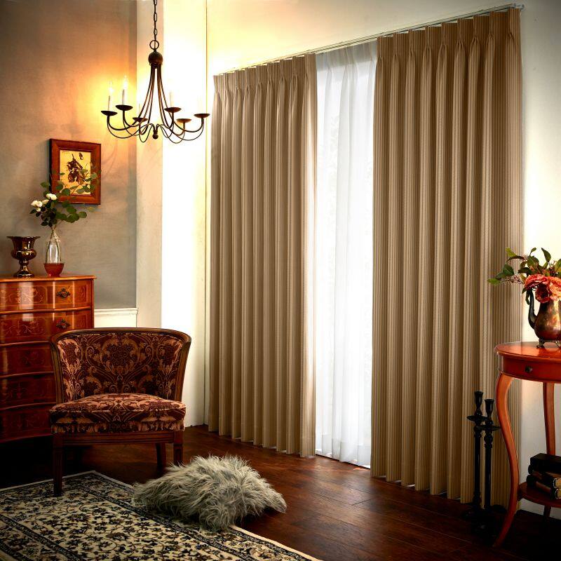 JR-9164_drape_2_pull.jpg