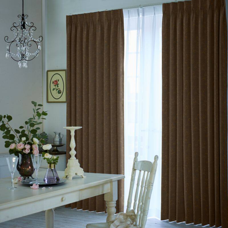 P-28008_drape_9_pull.jpg