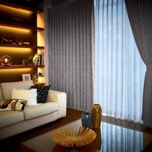 J-92805_drape_4_tassel.jpg