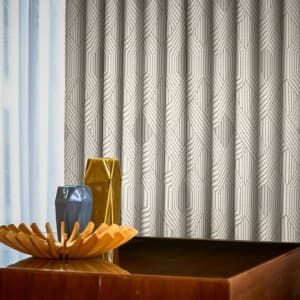 J-93037_drape_4_zoom.jpg