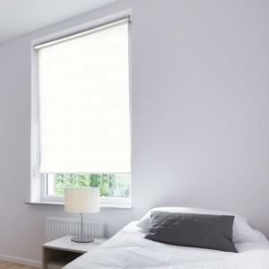 つっぱりロールスクリーン -非遮光-  オフホワイト JCL-3003