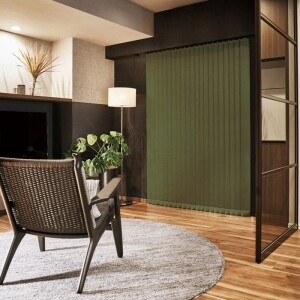 バーチカルブラインド-ラフィー遮光- A8867 ダークグリーン