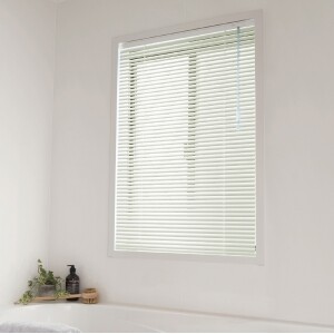 アルミブラインド-ベーシック・遮熱-（浴窓テンション式） クールアイボリー JC-2644