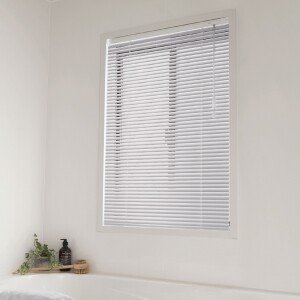 アルミブラインド-ベーシック・遮熱-(浴窓テンション式)ウォームグレー(ツヤあり) JC-2845