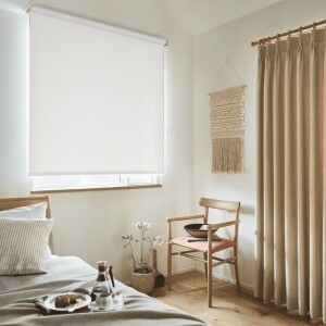 ロールスクリーン-ファブリックウォッシャブル遮光 ホワイト JC-6146