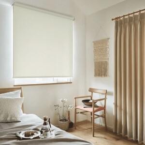 ロールスクリーン-ファブリックウォッシャブル遮光 オフホワイト JC-6147