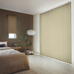 バーチカルブラインド-ウォッシャブル遮光- アイボリー JC-6172