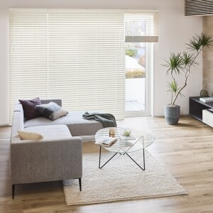 ウッドブラインド　ベーシック　オフホワイト木目　JC-2202
