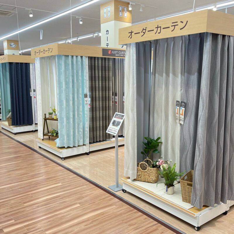 Tecc LIFE SELECT ムサシ久喜菖蒲店のオーダーカーテン専門店の店舗画像3枚目