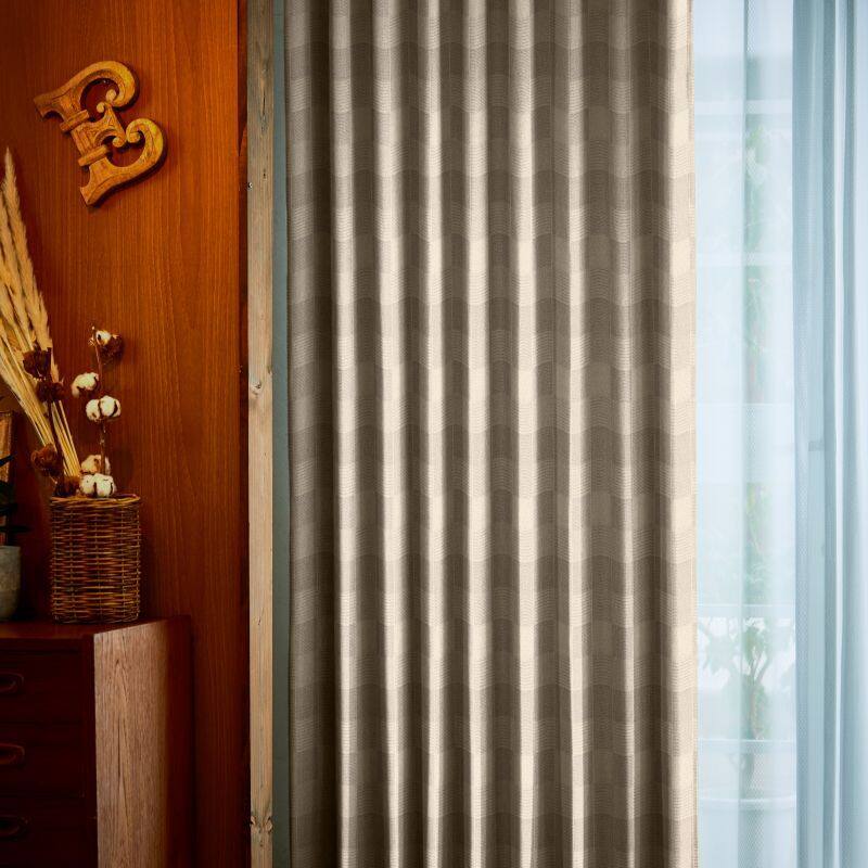J-19066_drape_3_zoom.jpg