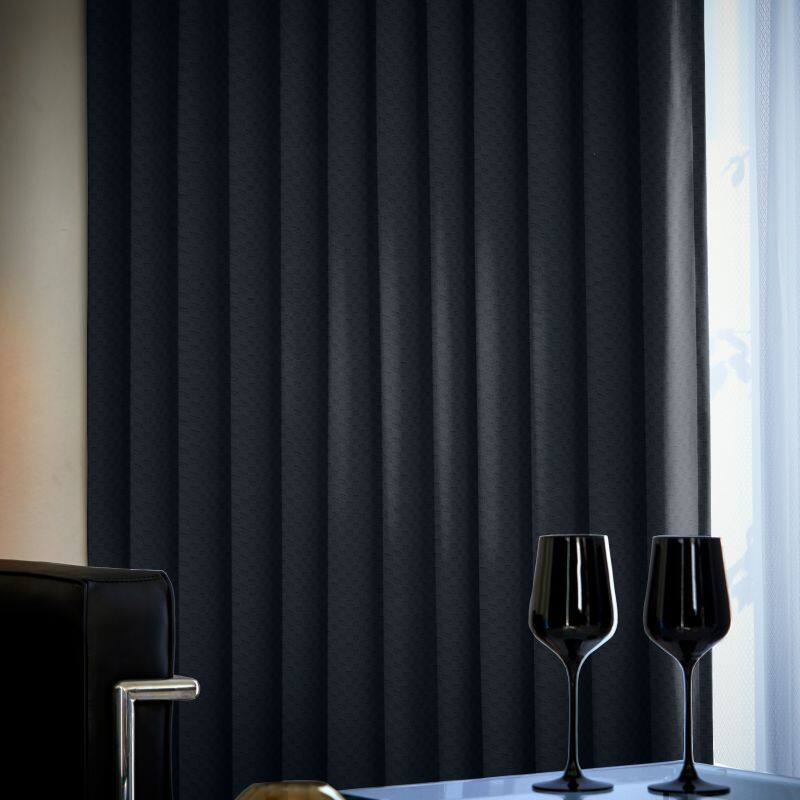J-93018_drape_5_zoom.jpg