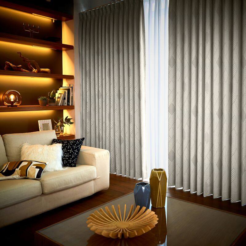 J-93037_drape_4_pull.jpg