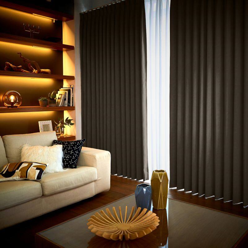 J-98009_drape_4_pull.jpg
